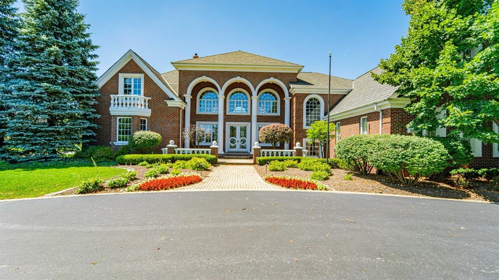 1030 Tryall Ln, Dyer, IN 46311 - photo 1