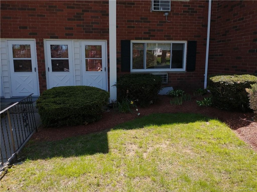 23 Manor Dr, Cornwall, NY 12518 - photo 1