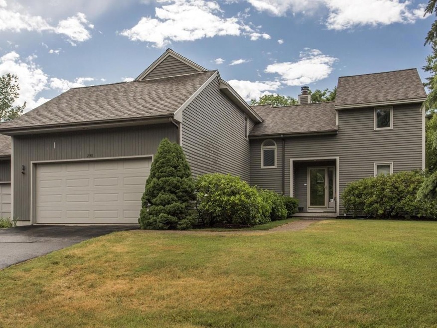 238 Bluffs Road at the Yarmouth Bluffs.