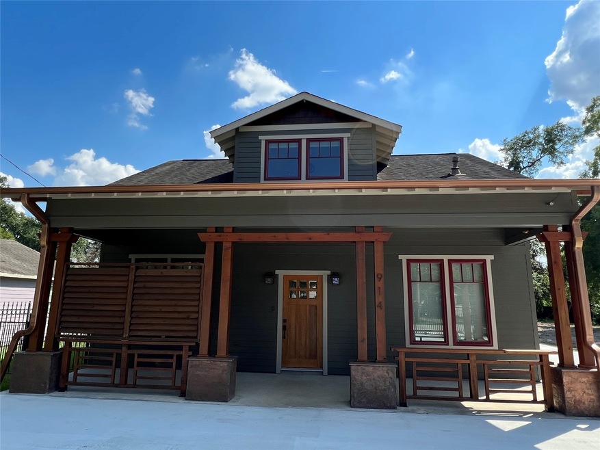 914 Eubanks St, Houston, TX 77022 - photo 1