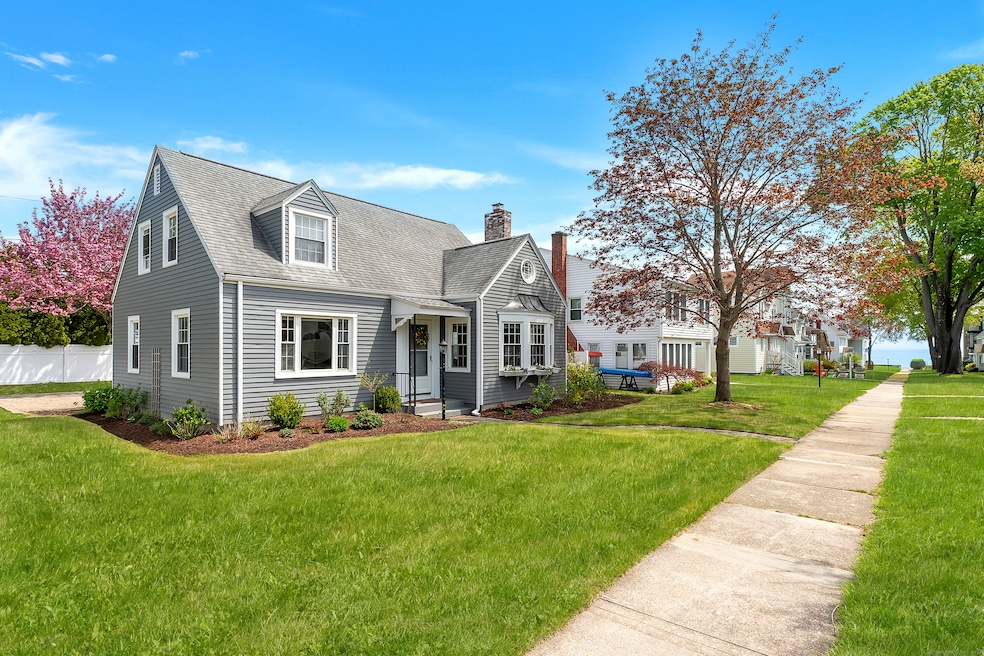 Welcome to 22 East Walk...located just 6 houses fr