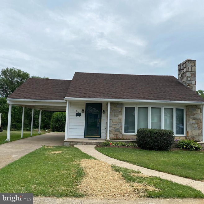 445 Prince St, Littlestown, PA 17340 - photo 1