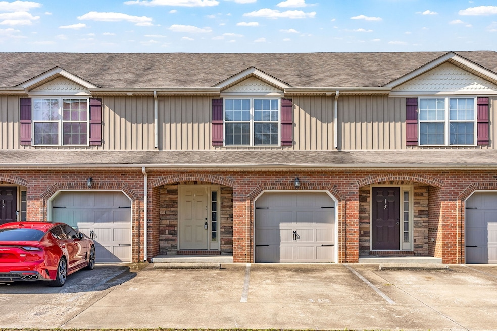 770 Needmore Rd unit 18, Clarksville, TN 37040 - photo 1