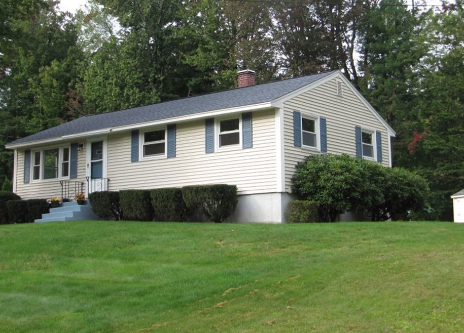 151 Ridgefield Dr, Milford, NH 03055 - photo 1