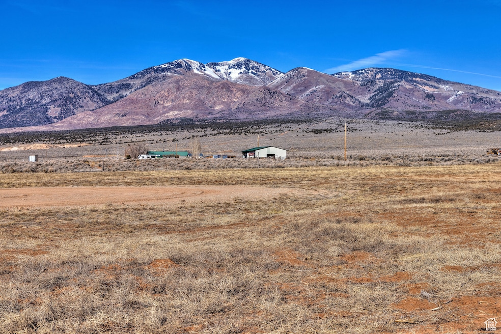 112 E Maddison, La Sal, UT 84530 - photo 1