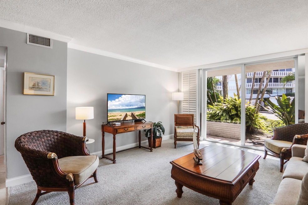 139 Sunrise Ave unit 101, Palm Beach, FL 33480 - photo 1