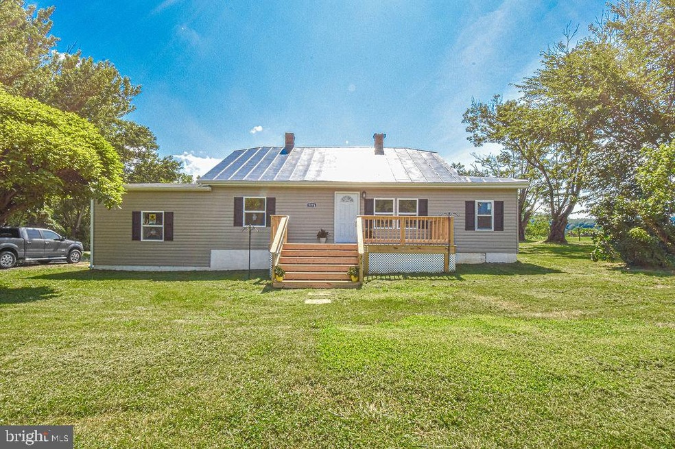 5273 Stonewall Jackson Hwy, Bentonville, VA 22610 - photo 1