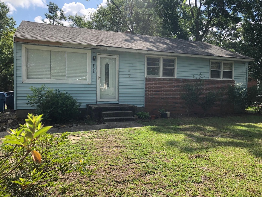 806 Williams St, Jacksonville, NC 28540 - photo 1