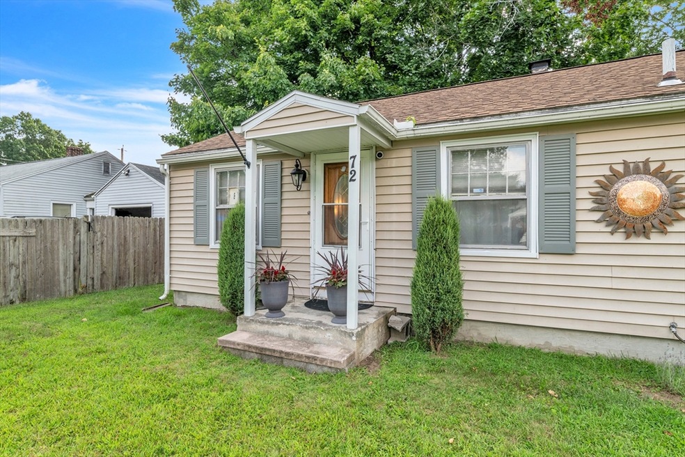 72 W Bay Path Terrace, Springfield, MA 01109 - photo 1