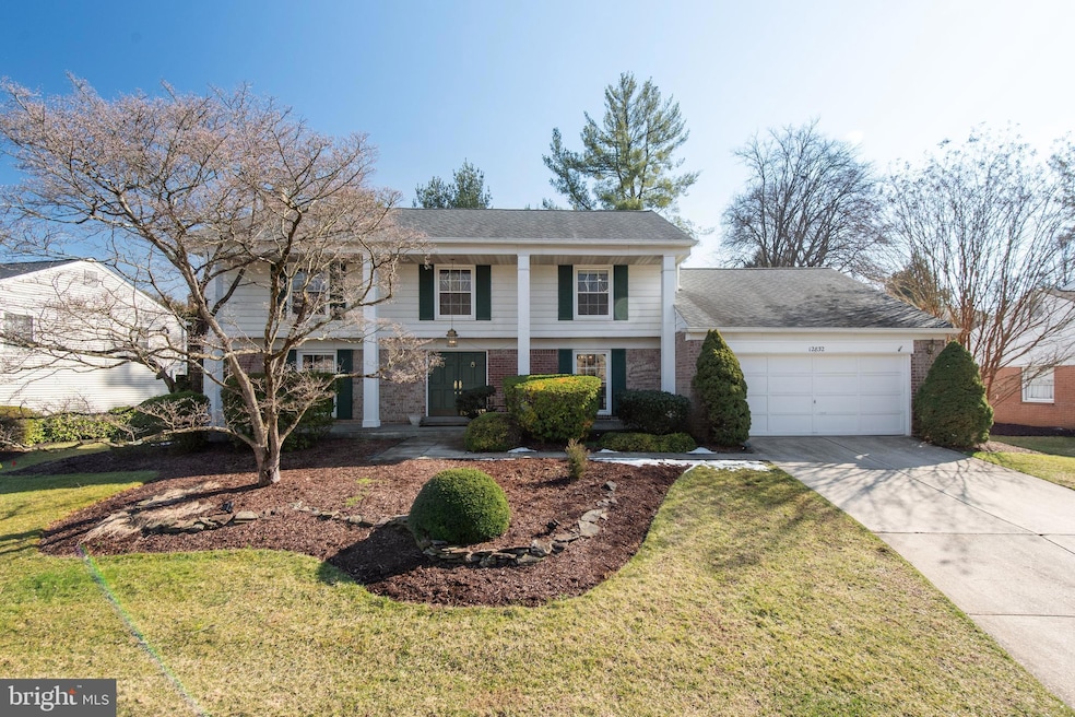 12832 Huntsman Way, Potomac, MD 20854 - photo 1