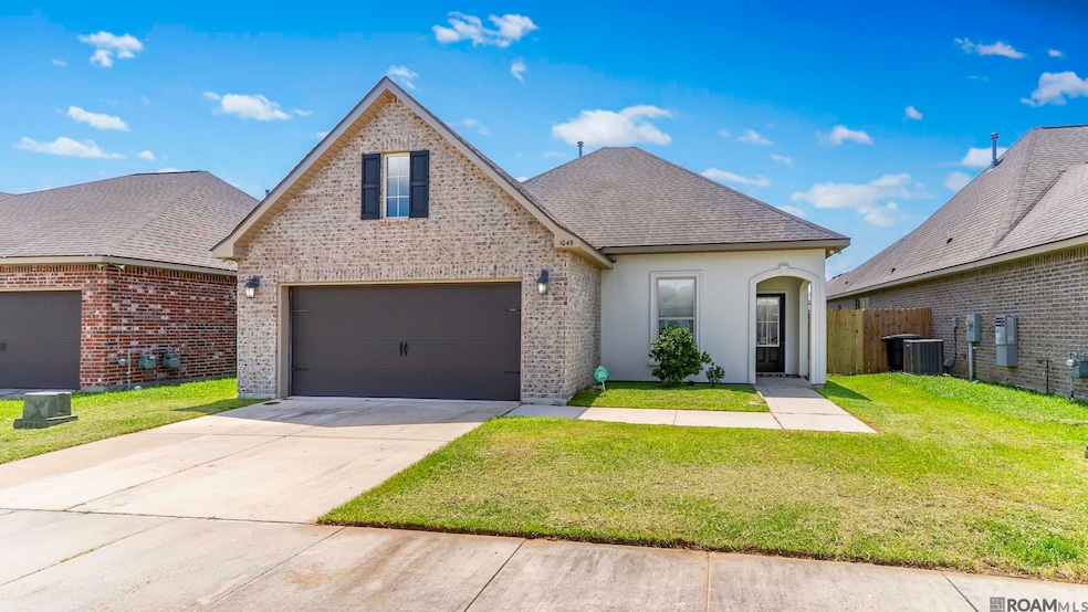For Rent $2,800/month • Co-Listing Agent