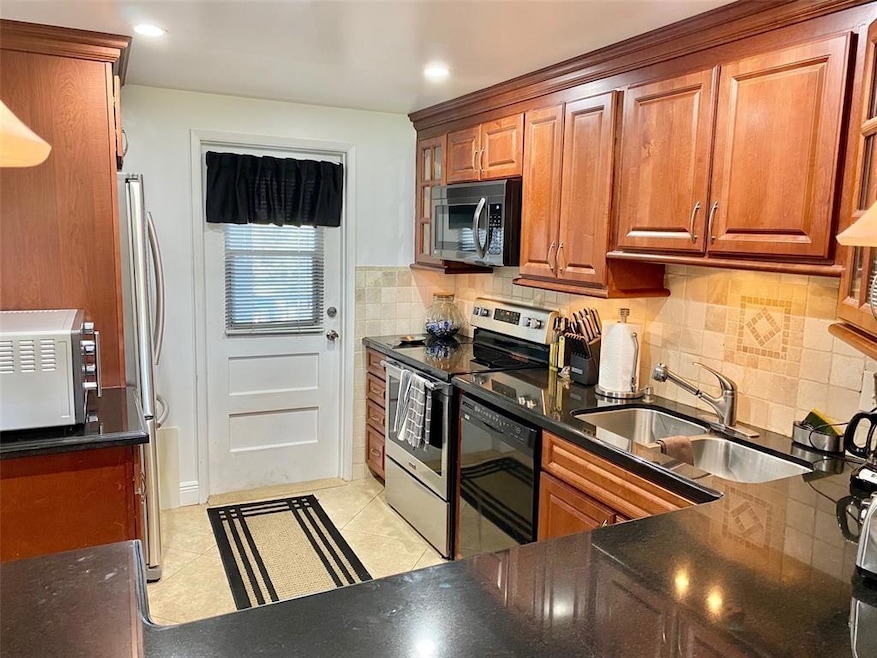 2681 S Course Dr unit 201, Pompano Beach, FL 33069 - photo 1