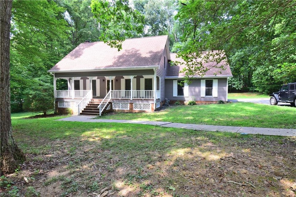 2926 Shaw St, Asheboro, NC 27205 - photo 1