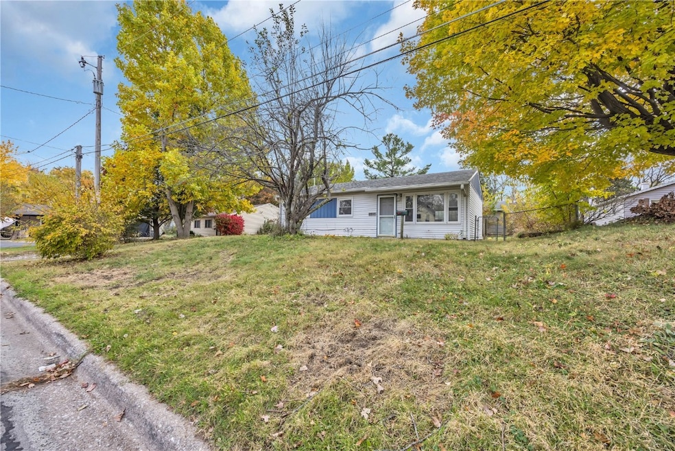 Pending $125,000 • Co-Listing Agent