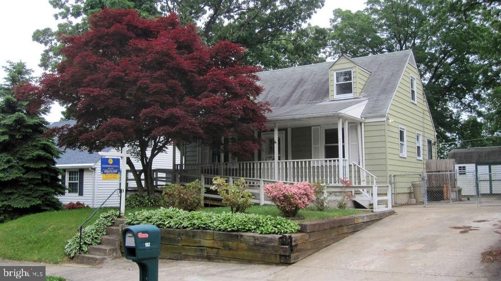 1827 Cromwood Rd, Parkville, MD 21234 - photo 1