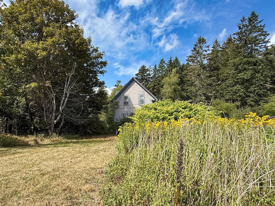 340 N Lubec Rd, Lubec, ME 04652 - photo 1