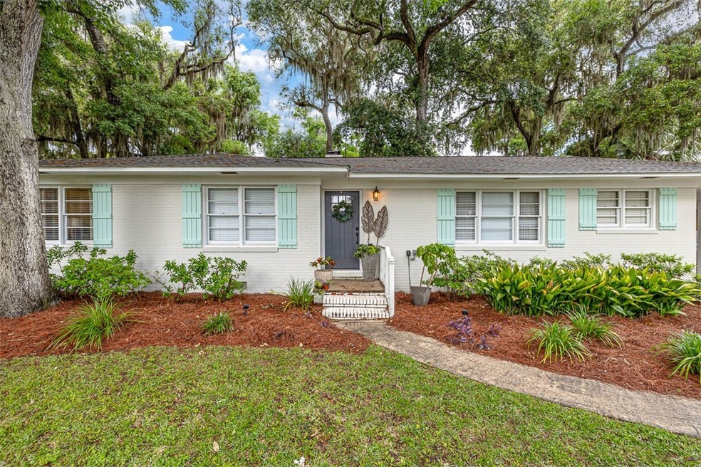 214 Menendez Ave, Saint Simons Island, GA 31522 - photo 1