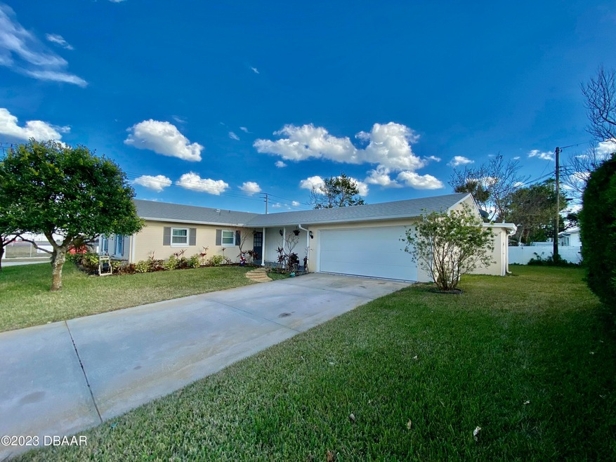 364 Fordham Dr, Daytona Beach, FL 32118 - photo 1