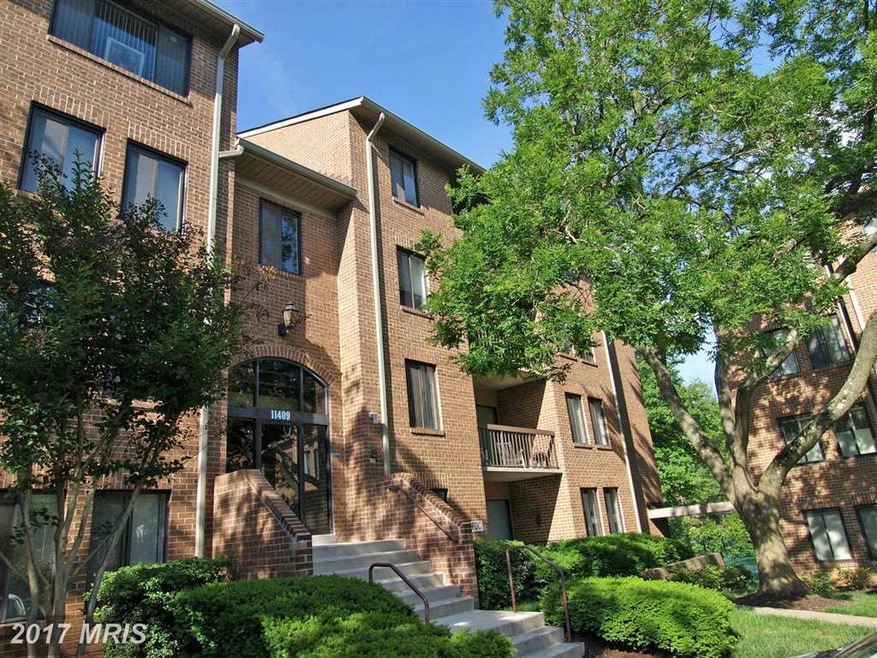 11409 Commonwealth Dr unit 203, Rockville, MD 20852 - photo 1