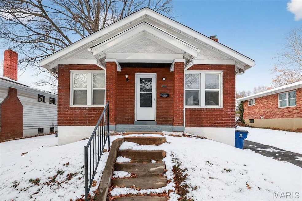8305 Garfield Ave, Saint Louis, MO 63114 - photo 1