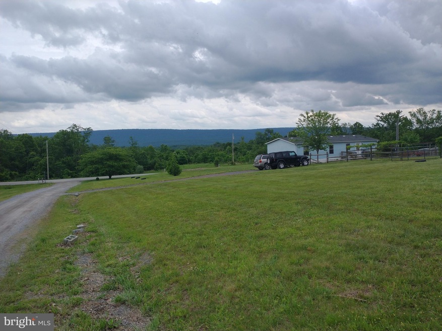 29 Corporal Ce Bailey Rd, Hedgesville, WV 25427 - photo 1