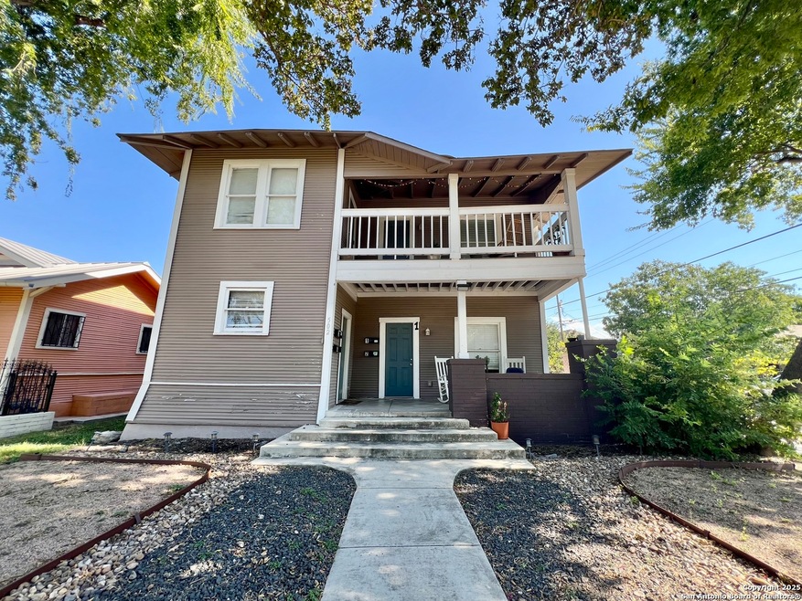 502 E Laurel unit 2, San Antonio, TX 78212 - photo 1