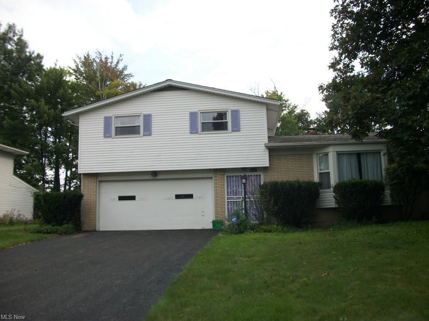 22080 Sandalwood Rd, Bedford, OH 44146 - photo 1