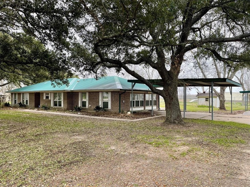 1940 County Road 99, Alvin, TX 77511 - photo 1