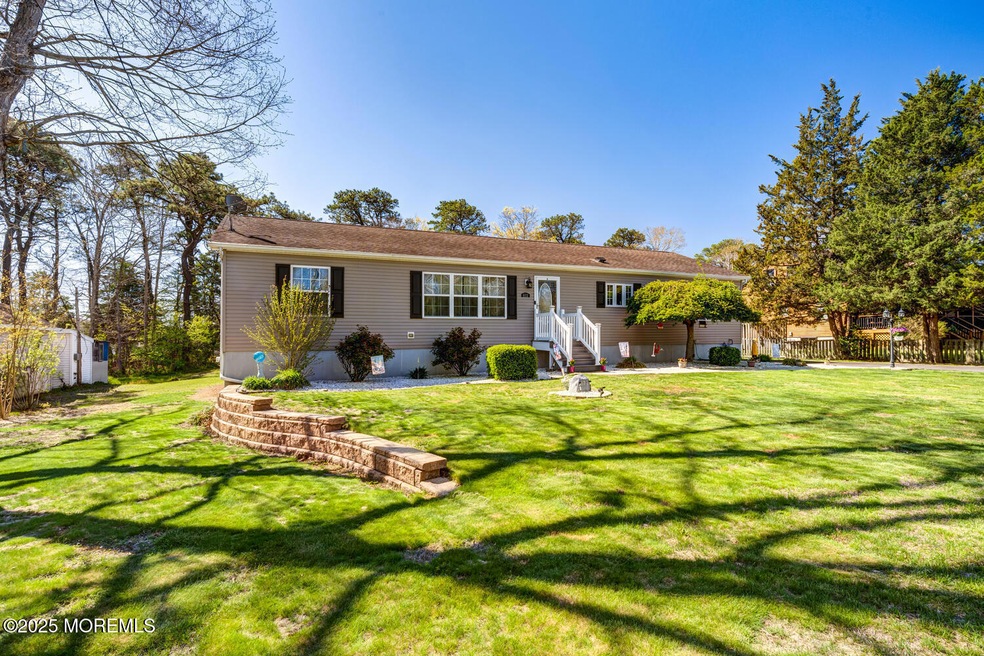 672 Julian Ct West Creek NJ-large-001-01