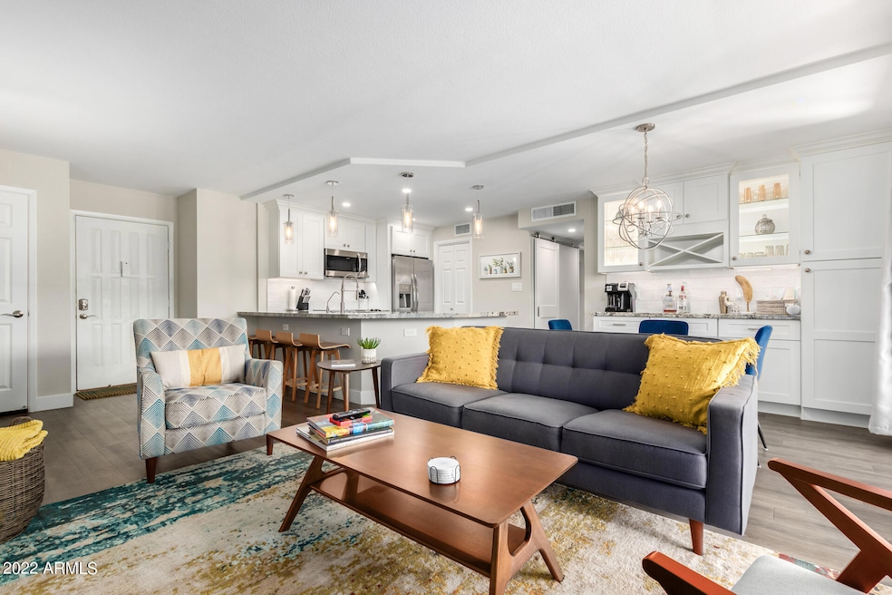 8649 E Royal Palm Rd unit 127, Scottsdale, AZ 85258 - photo 1