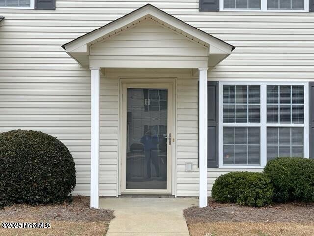 For Rent $1,100/month