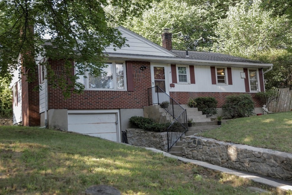 20 Baxter St, Worcester, MA 01602 - photo 1
