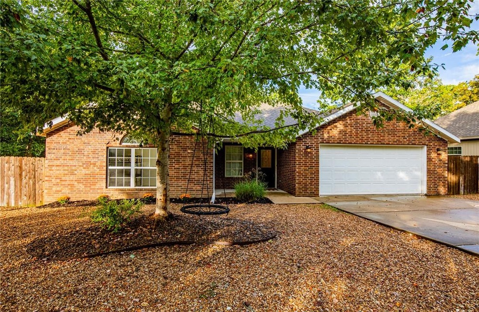 48 Queensborough Dr, Bella Vista, AR 72715 - photo 1