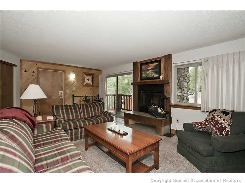 Living Room. Pine Ridge 15 C Living Room