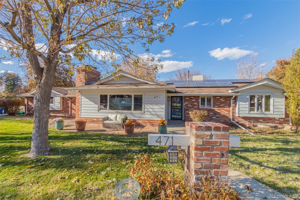 471 Oakland St, Aurora, CO 80010 - photo 1