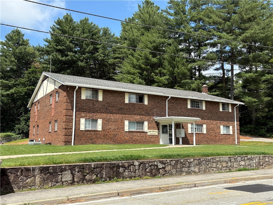 For Rent $1,600/month