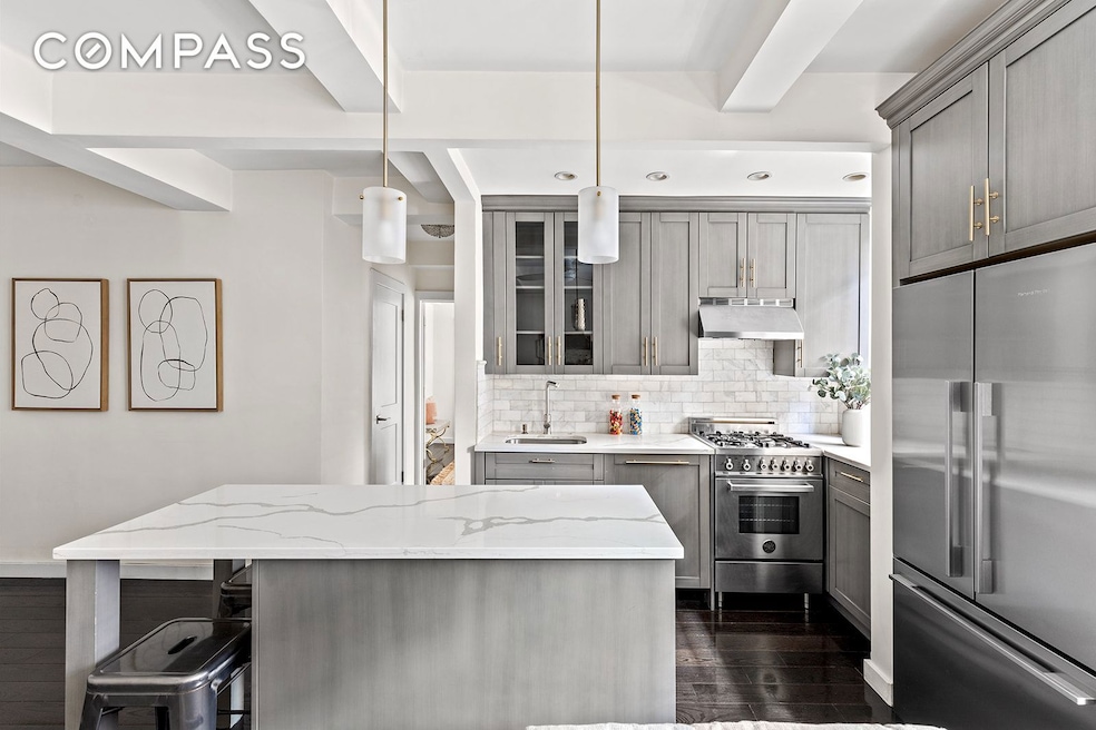 Midtown Manor unit 4D, New York, NY 10016 - photo 1