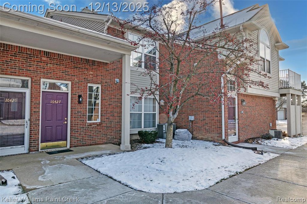 16427 Claremont Dr S unit 26, Clinton Township, MI 48038 - photo 1