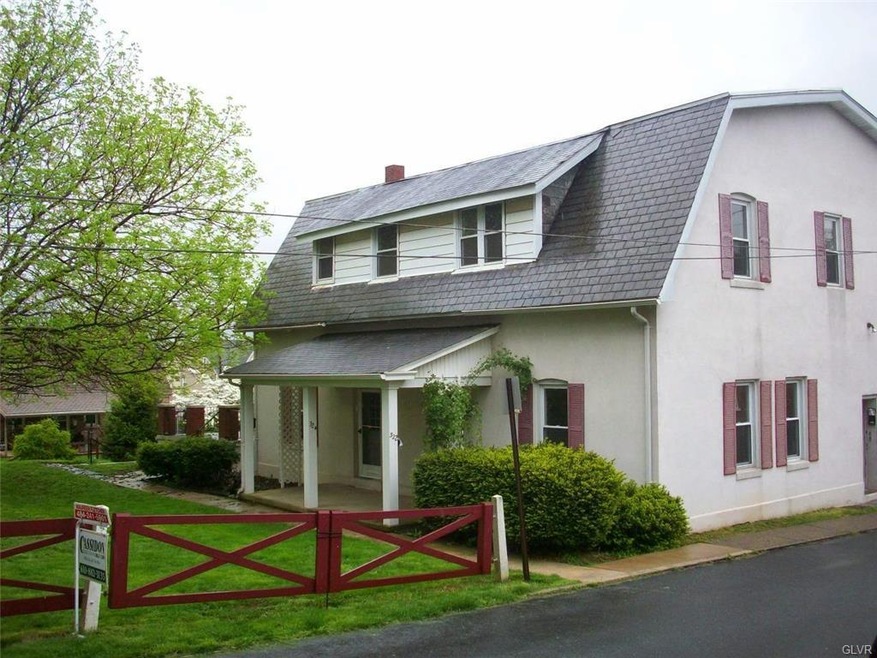 324 E Market St unit 1st Floor, Bethlehem, PA 18018 - photo 1