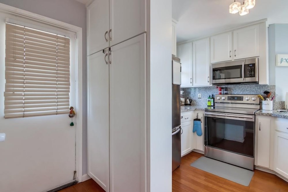 3568 Front St unit F, San Diego, CA 92103 - photo 1