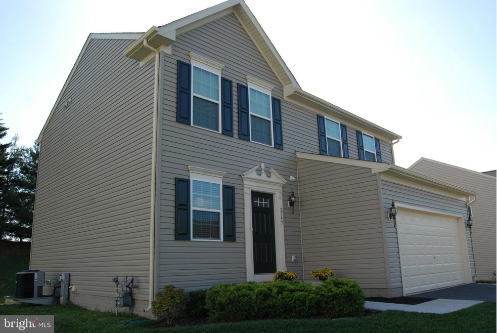 2757 Quantim Ct, Manchester, MD 21102 - photo 1