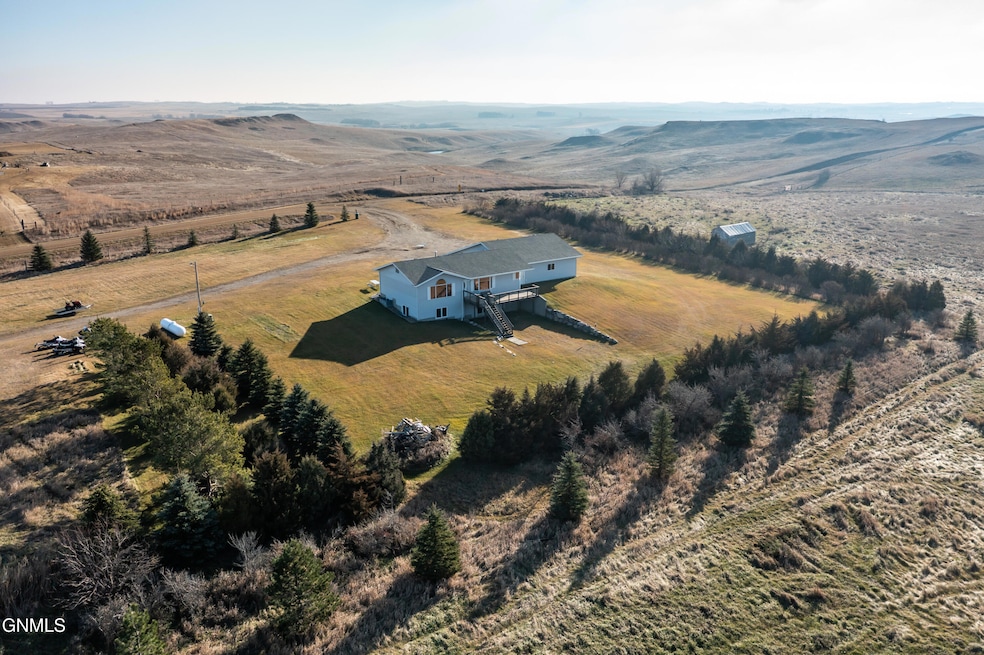 17822 52 St NE, Baldwin, ND 58521 - photo 1