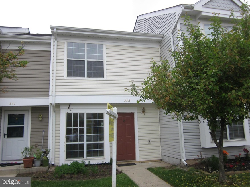 332 Lancaster Square unit 332, Sterling, VA 20164 - photo 1