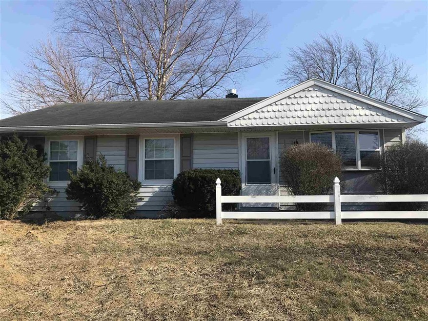 1005 Chippewa Ln, Kokomo, IN 46902 - photo 1