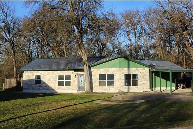 294 Lamaloa Dr, Bastrop