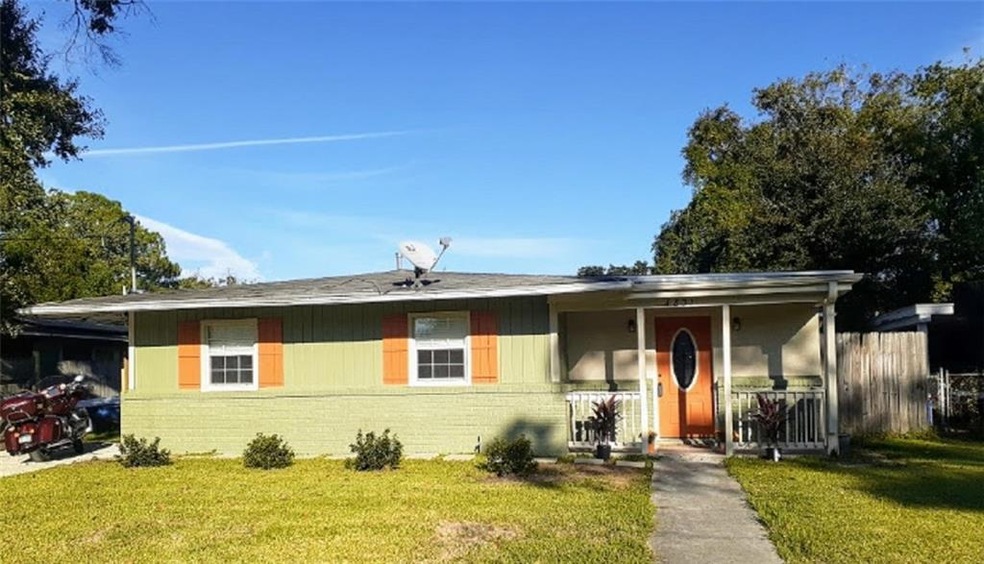 4831 Kendall Dr, New Orleans, LA 70126 - photo 1