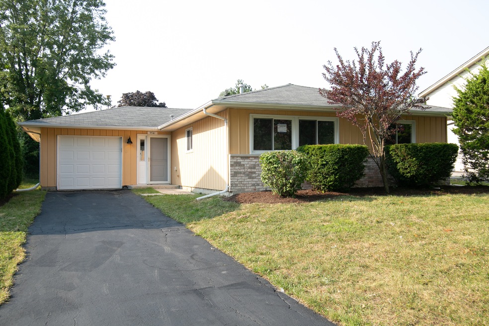 3541 School Dr, Country Club Hills, IL 60478 - photo 1