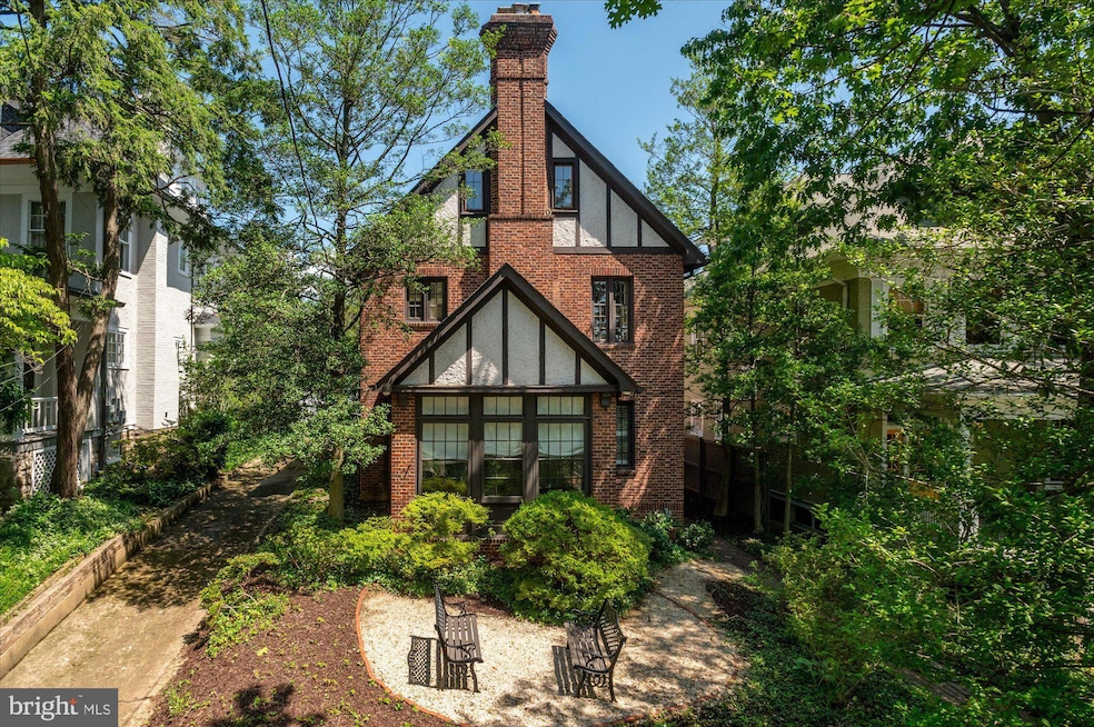 Sold $1,900,000 • Co-Listing Agent