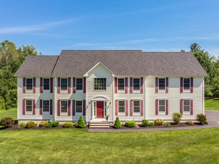 4 Harmony Ln, Pelham, NH 03076 - photo 1