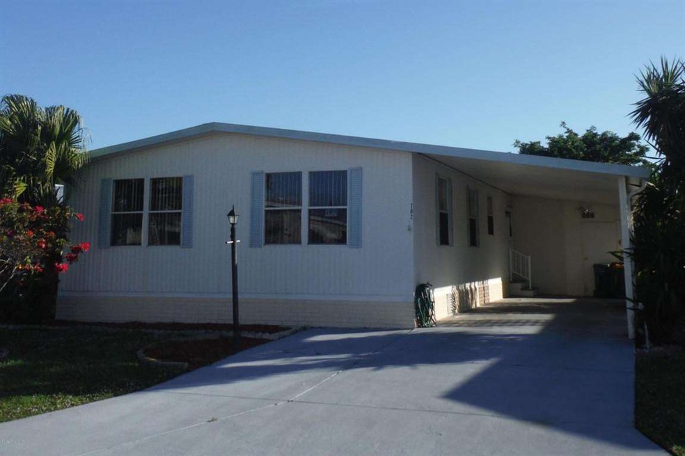 702 Amaryllis Dr, Sebastian, FL 32976 - photo 1